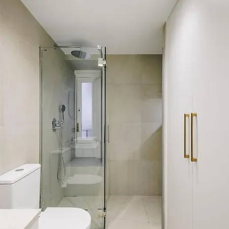 Beautiful Apartment In The Heart Of Madrid Exterior photo